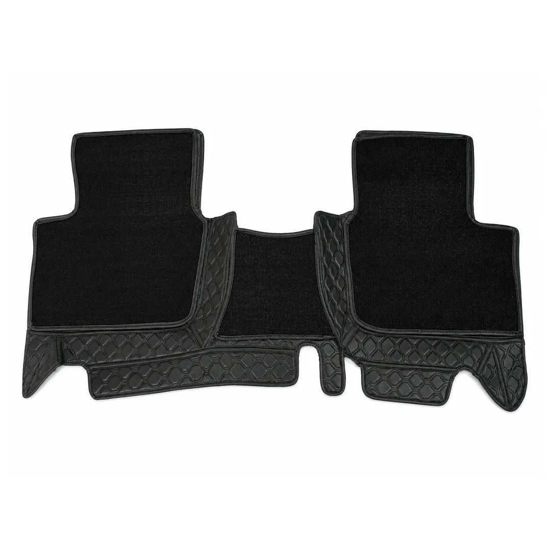 7D 7 Seater – photo 2